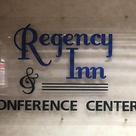 Regency Inn And Conference Center Clinton Exterior foto